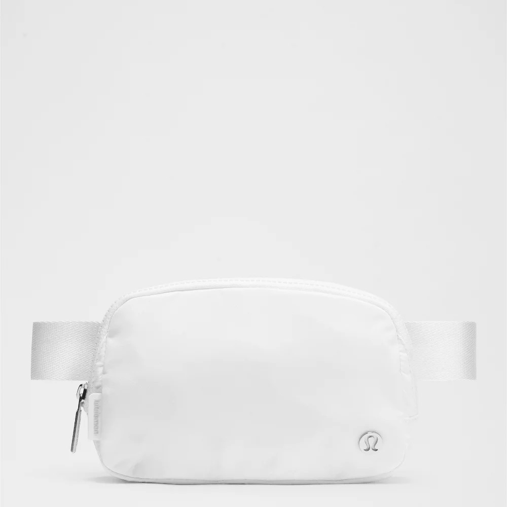 NWOT SOLD OUT ONLINE Lululemon Athletica White Everywhere Belt Bag